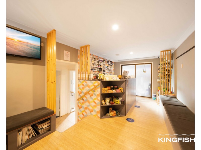 112 West Burleigh Road, Burleigh Heads QLD 4220