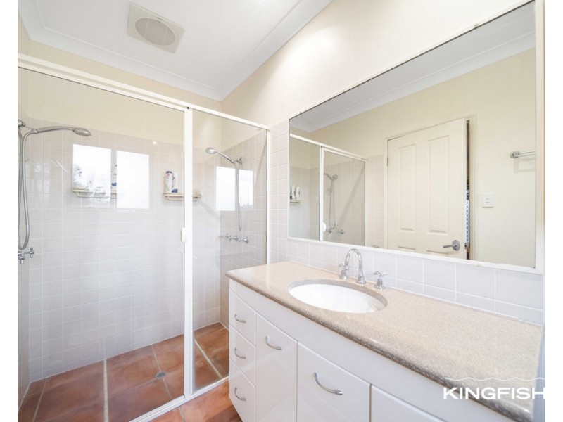 25 Gardendale Crescent, Burleigh Waters QLD 4220