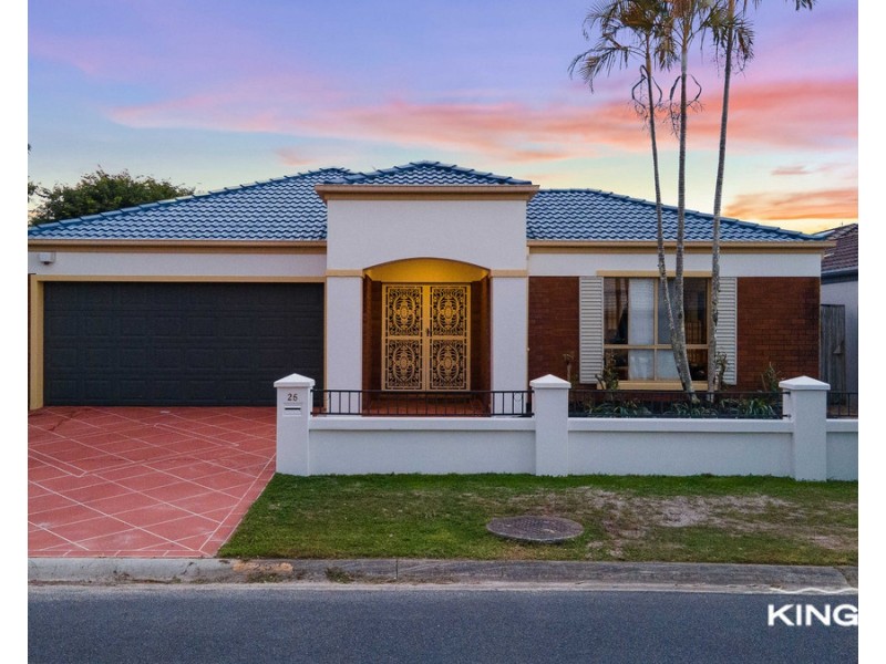 25 Gardendale Crescent, Burleigh Waters QLD 4220