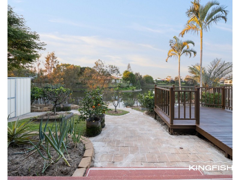 25 Gardendale Crescent, Burleigh Waters QLD 4220