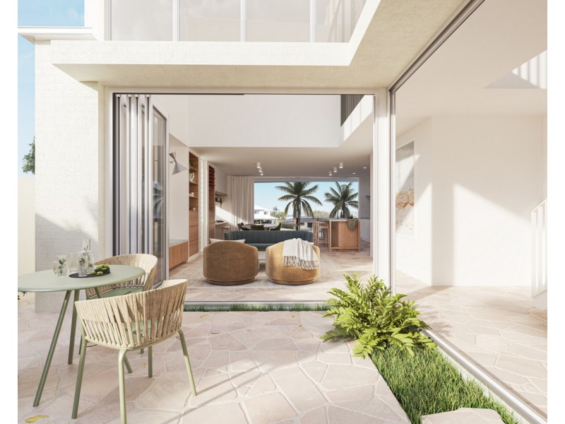 1/8 Marlin Court, Palm Beach QLD 4221