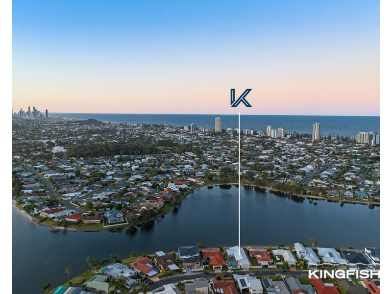 210 Acanthus Avenue, Burleigh Waters QLD 4220