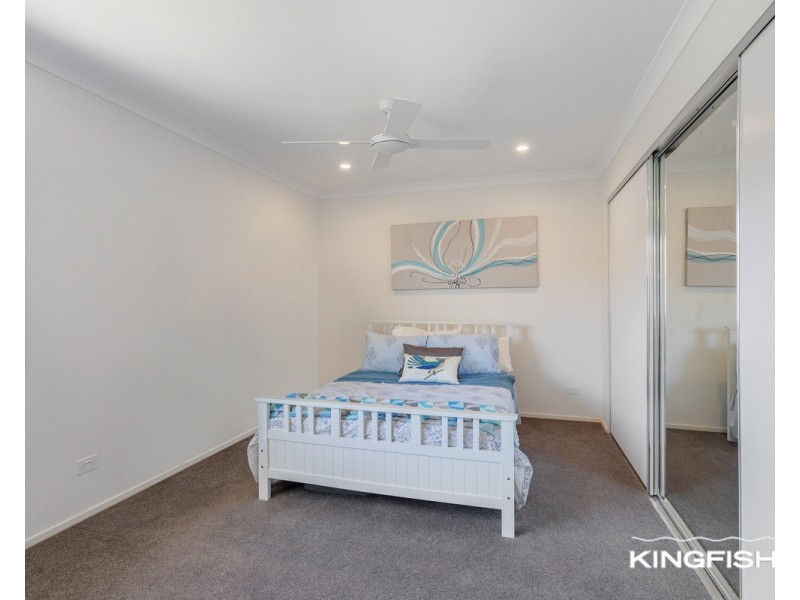 210 Acanthus Avenue, Burleigh Waters QLD 4220