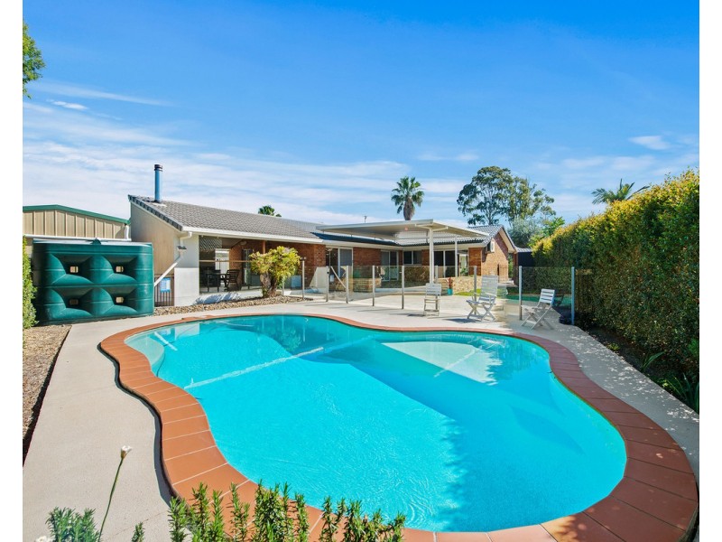 14 Swift Place, Burleigh Waters QLD 4220