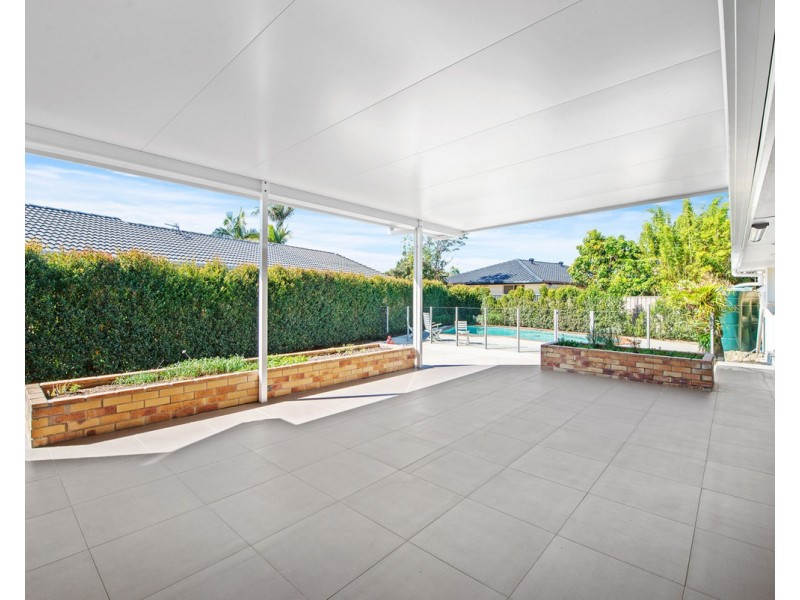14 Swift Place, Burleigh Waters QLD 4220