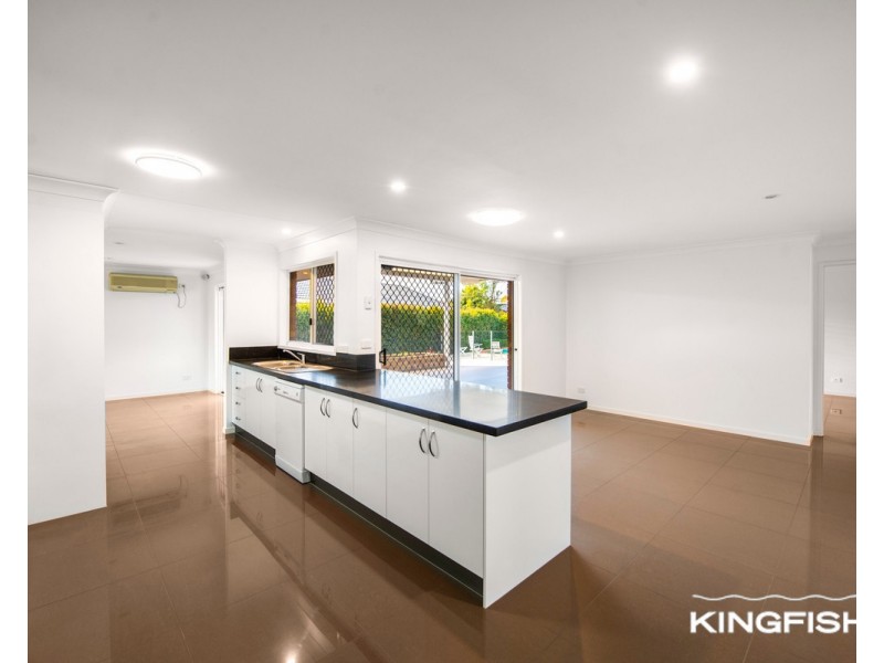 14 Swift Place, Burleigh Waters QLD 4220