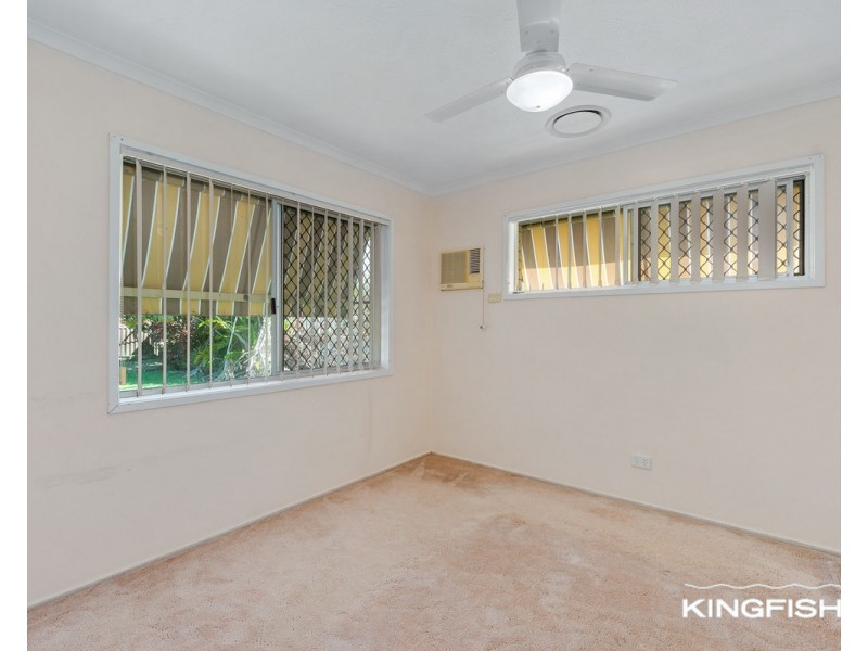 12 Dabchick Drive, Burleigh Waters QLD 4220