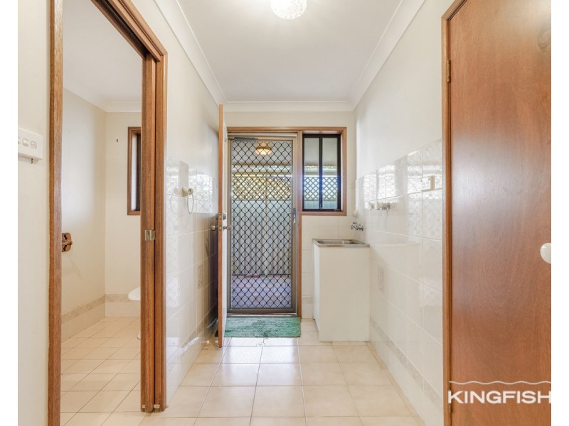 39 Kingfisher Crescent, Burleigh Waters QLD 4220