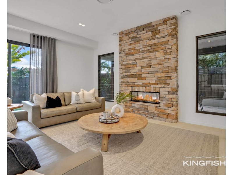 12 Lemana Lane, Burleigh Heads QLD 4220