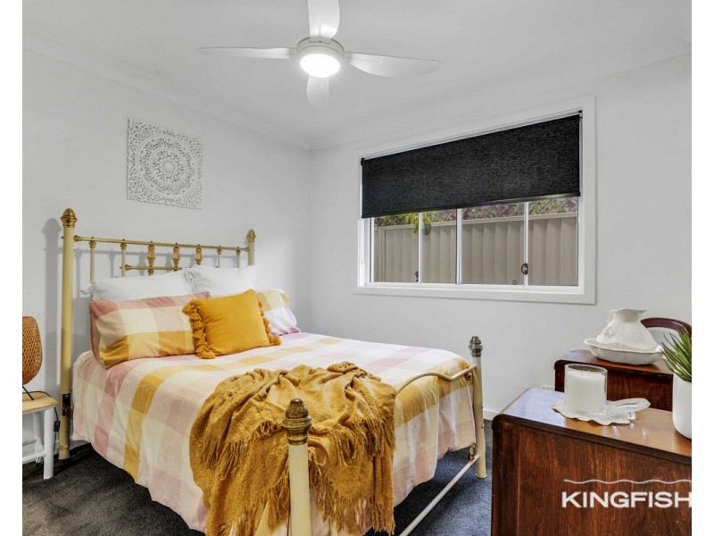 28 Kingfisher Crescent, Burleigh Waters QLD 4220