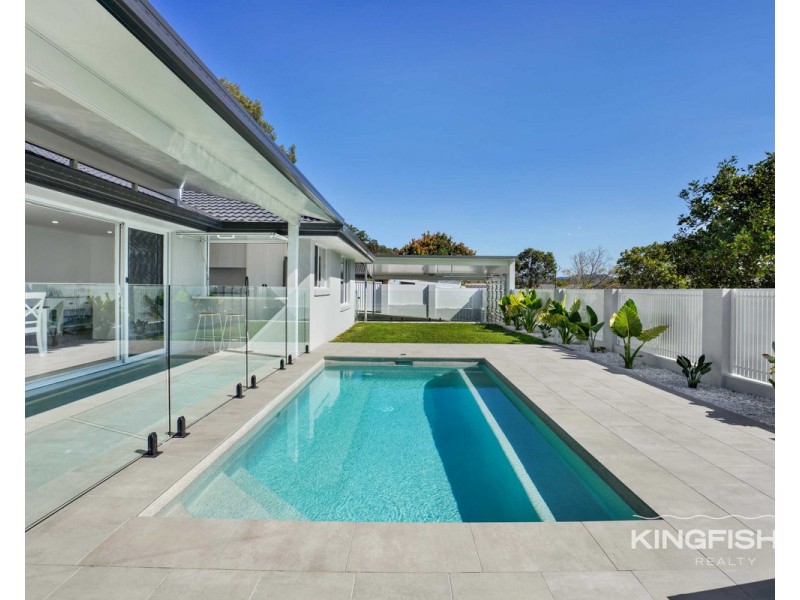 18 Matthew Close, Burleigh Heads QLD 4220