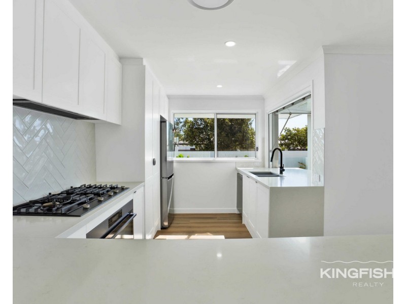 18 Matthew Close, Burleigh Heads QLD 4220