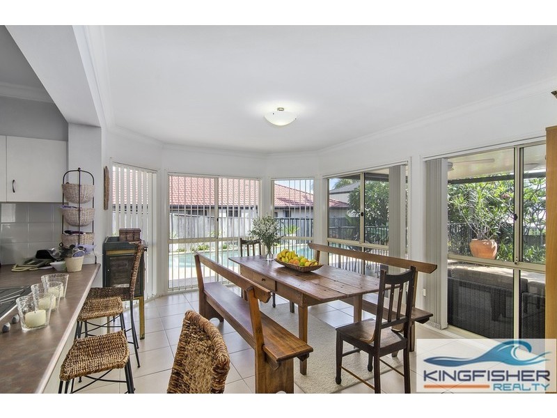 4 Spindrift Street, Burleigh Waters QLD 4220