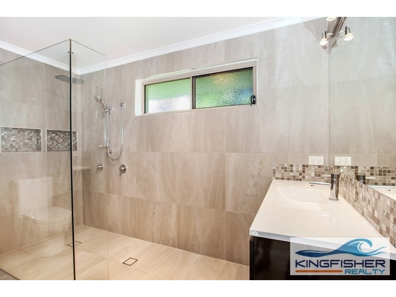 4 Coleto Crescent, Burleigh Waters QLD 4220