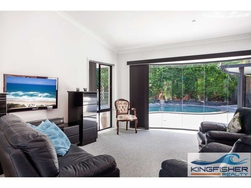 29 Sea Eagle Drive, Burleigh Waters QLD 4220