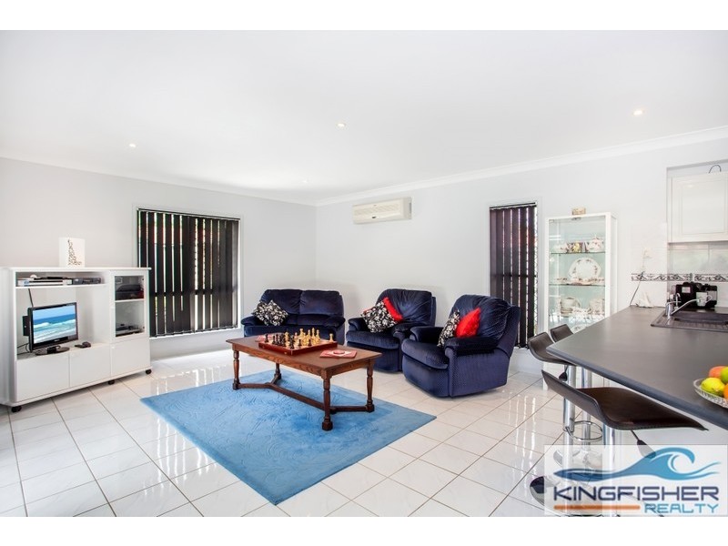29 Sea Eagle Drive, Burleigh Waters QLD 4220