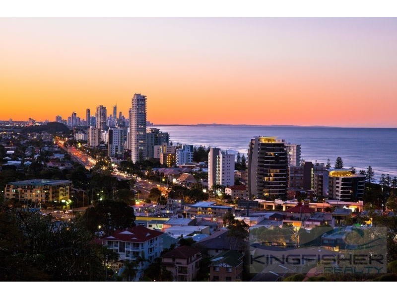 29 Sea Eagle Drive, Burleigh Waters QLD 4220