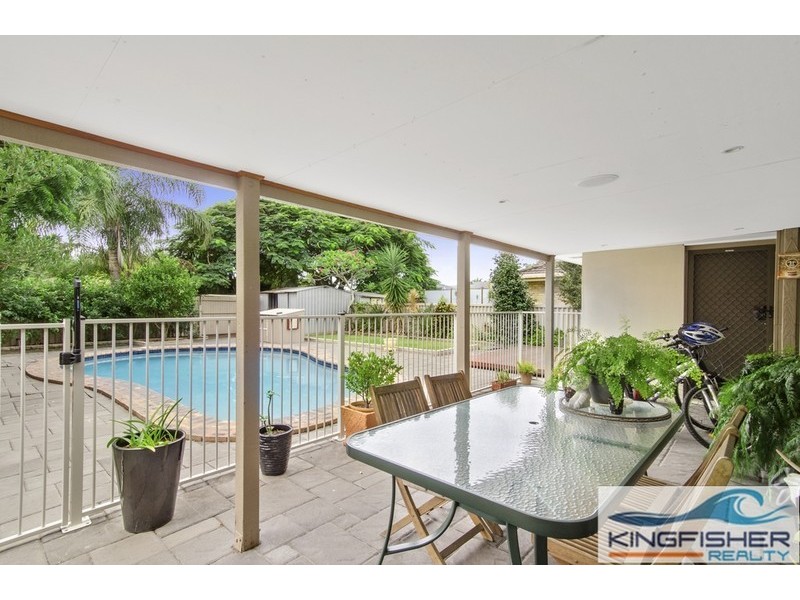 61 Japonica Drive, Palm Beach QLD 4221