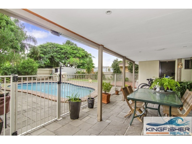 61 Japonica Drive, Palm Beach QLD 4221