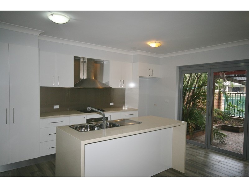 29B Acanthus Avenue, Burleigh Heads QLD 4220