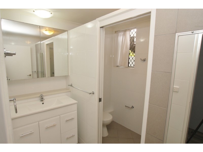 29B Acanthus Avenue, Burleigh Heads QLD 4220