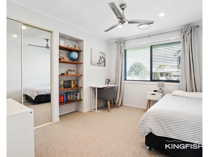 99 Burleigh Street, Burleigh Waters QLD 4220