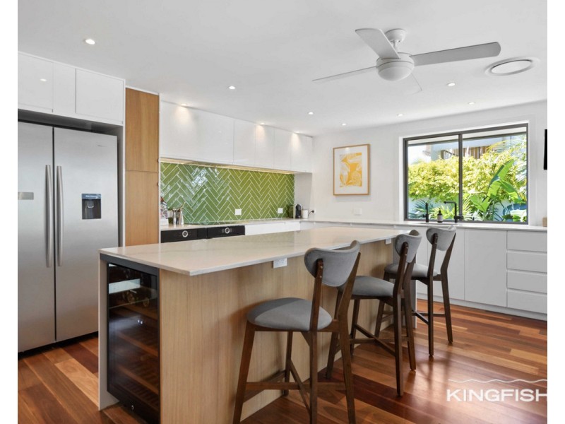 99 Burleigh Street, Burleigh Waters QLD 4220