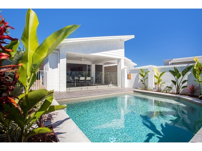 28 Babbler Court, Burleigh Waters QLD 4220
