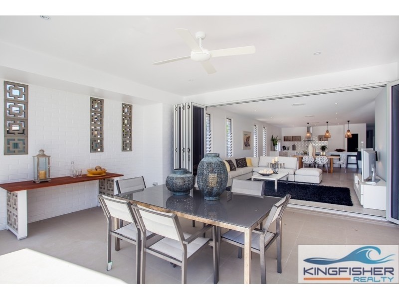 28 Babbler Court, Burleigh Waters QLD 4220