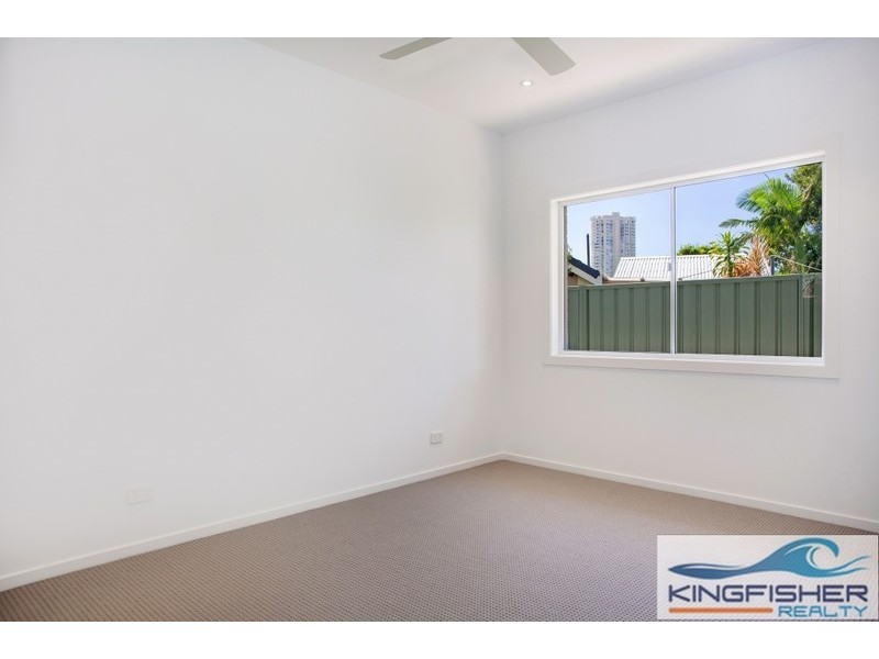 28 Babbler Court, Burleigh Waters QLD 4220