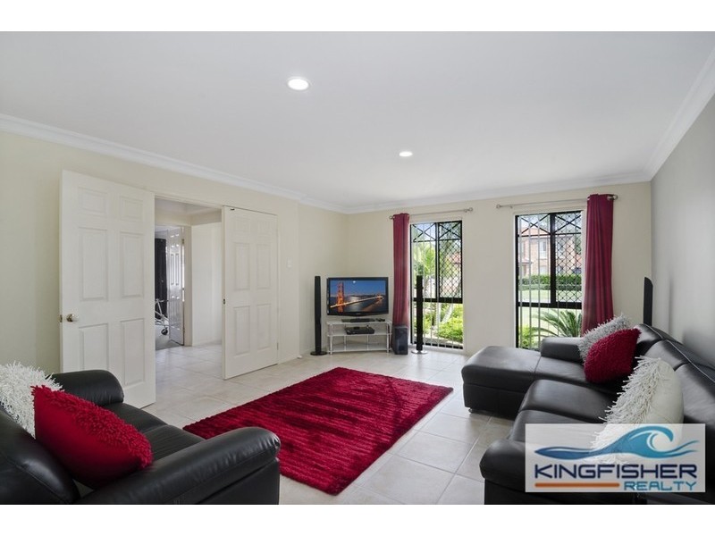 2 Tobago Court, Burleigh Waters QLD 4220