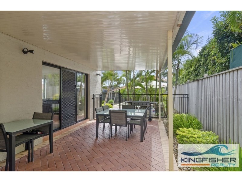 2 Tobago Court, Burleigh Waters QLD 4220