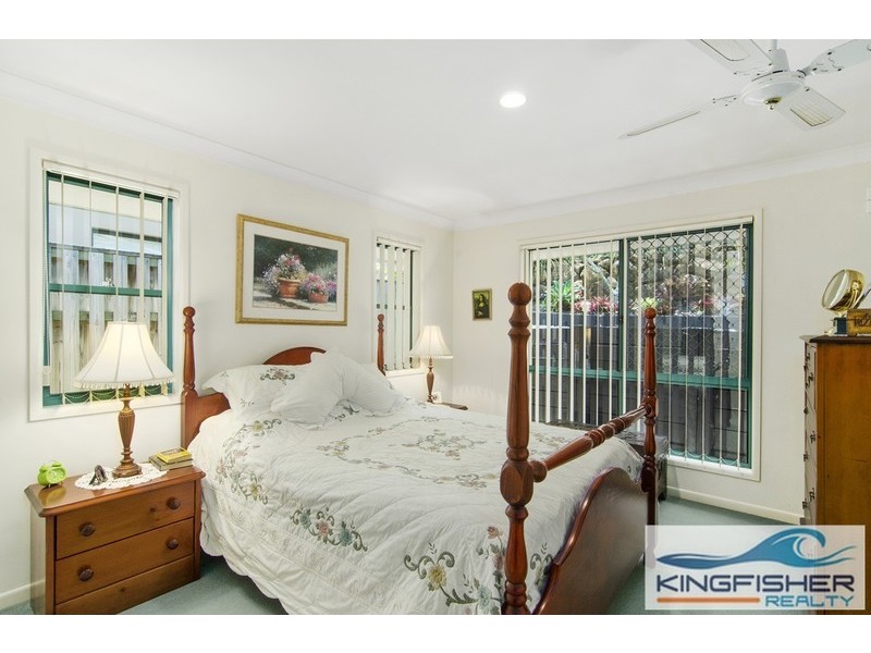 11 Casablanca Court, Burleigh Waters QLD 4220