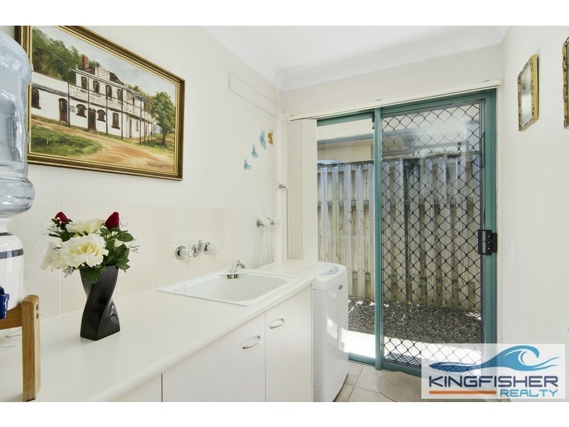 11 Casablanca Court, Burleigh Waters QLD 4220