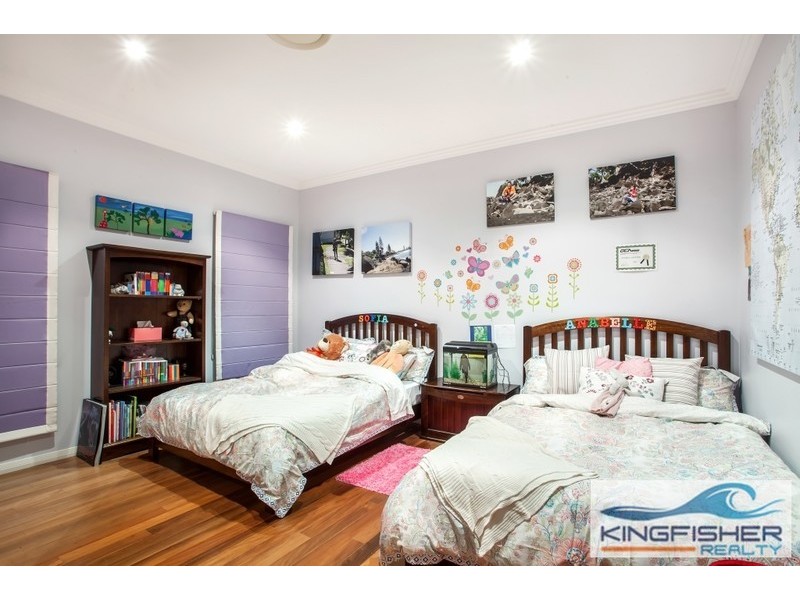 42 Symonds Road, Burleigh Heads QLD 4220