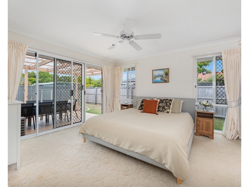 16 Wedgebill Parade, Burleigh Waters QLD 4220