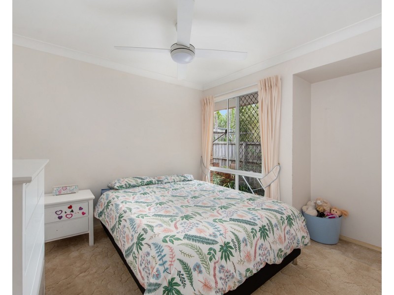 16 Wedgebill Parade, Burleigh Waters QLD 4220