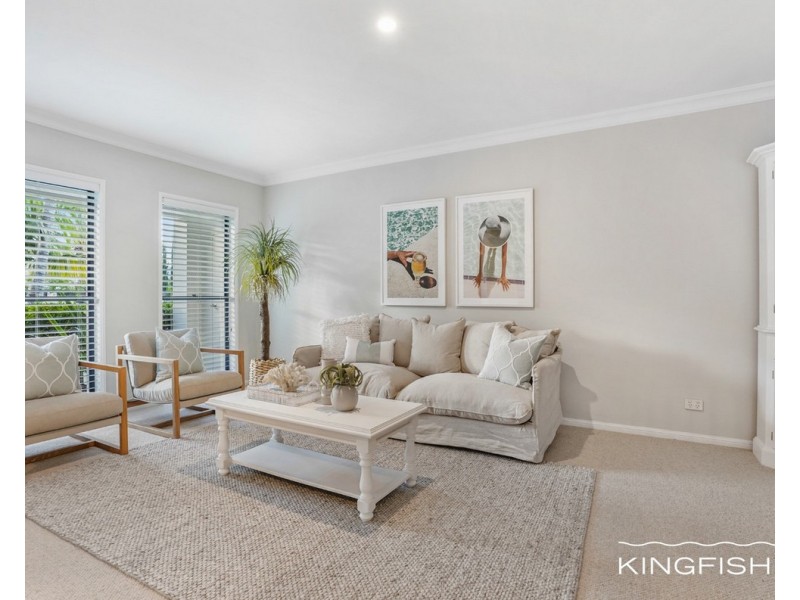 166 Dunlin Drive, Burleigh Waters QLD 4220