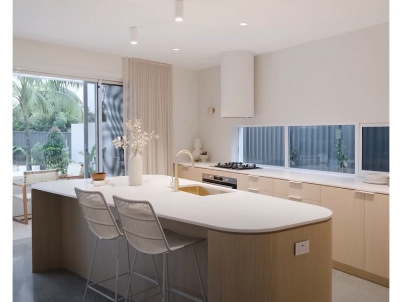 17A Sandpiper Drive, Burleigh Waters QLD 4220