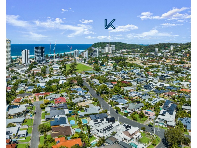 17A Sandpiper Drive, Burleigh Waters QLD 4220