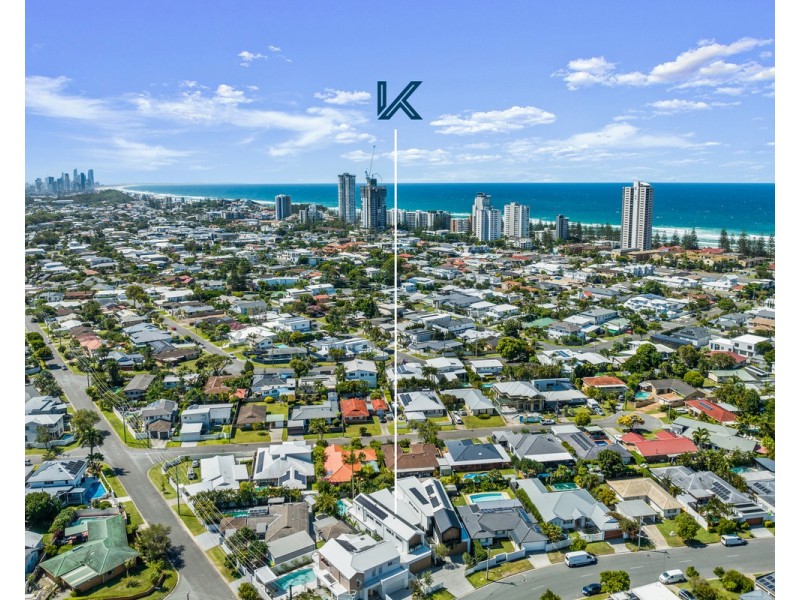17A Sandpiper Drive, Burleigh Waters QLD 4220
