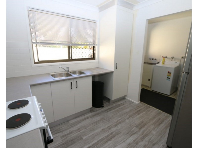 1/6 Corunna Crescent, Ashmore QLD 4214