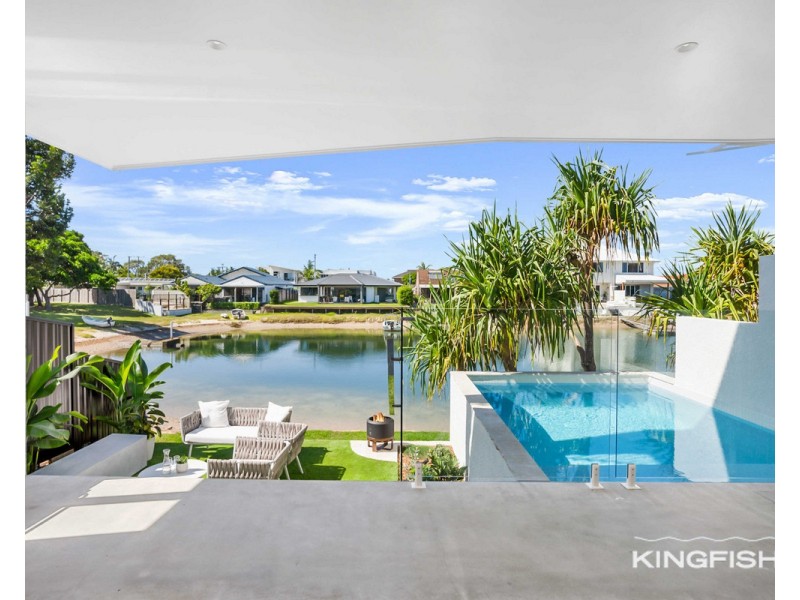 1/8 Marlin Court, Palm Beach QLD 4221