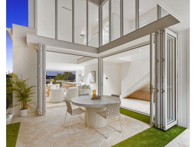 1/8 Marlin Court, Palm Beach QLD 4221