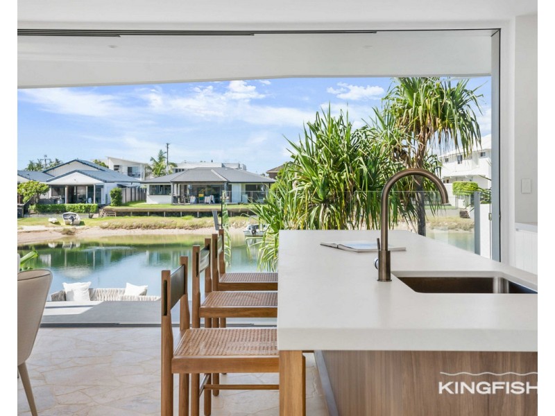 1/8 Marlin Court, Palm Beach QLD 4221