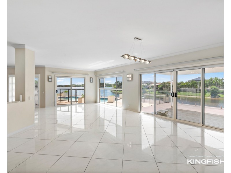 17 Cassowary Drive, Burleigh Waters QLD 4220