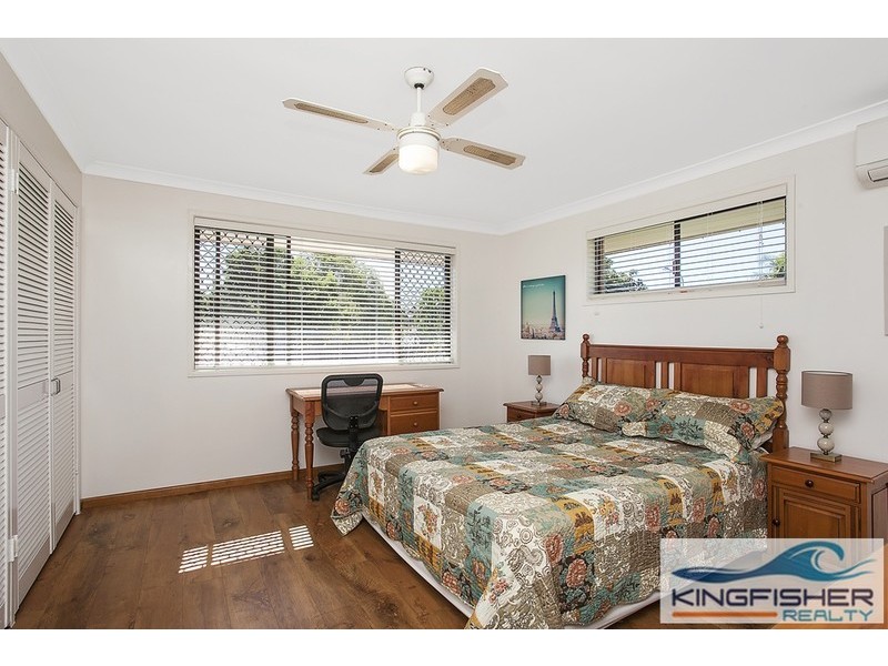 2 Wagtail Court, Burleigh Waters QLD 4220