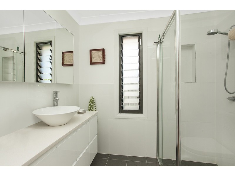 11 Jabiru Avenue, Burleigh Waters QLD 4220