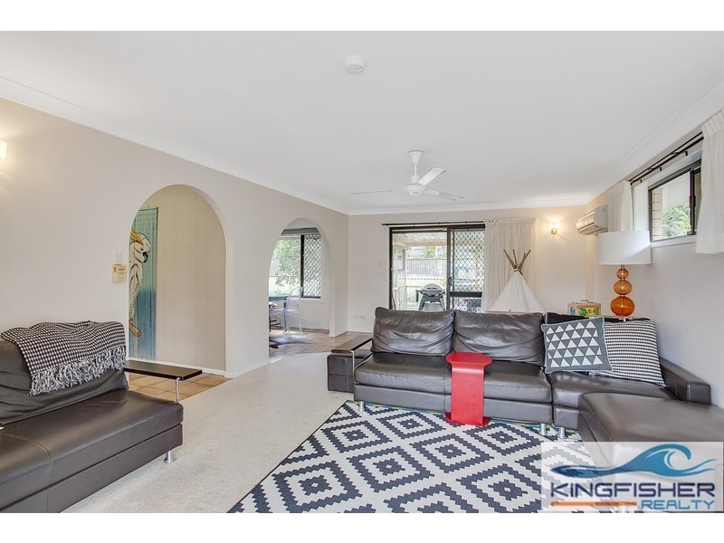 21 Kestrel Drive, Burleigh Waters QLD 4220