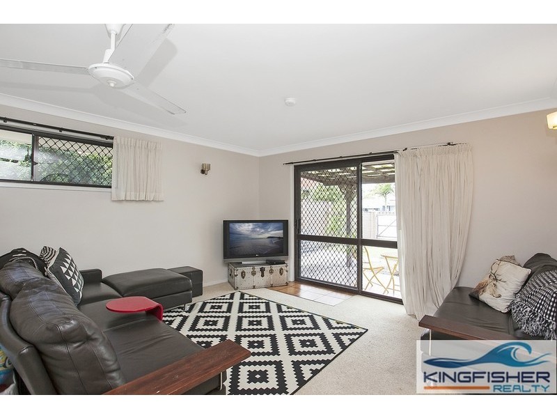 21 Kestrel Drive, Burleigh Waters QLD 4220